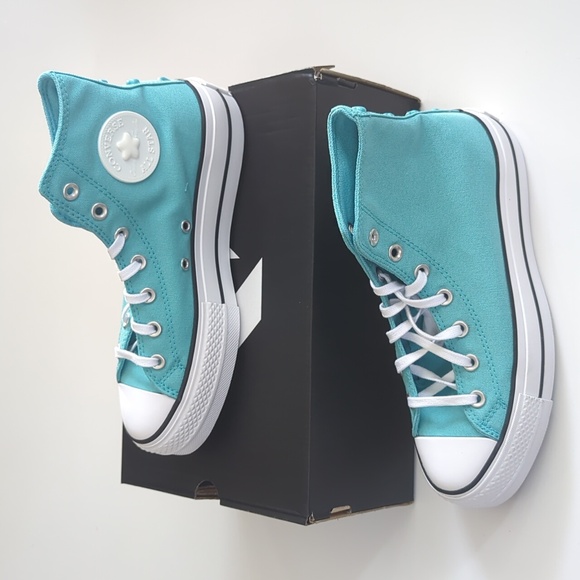 Converse Chuck Taylor All Star Lift Festival Women's Platform Shoes - Picture 2 of 7